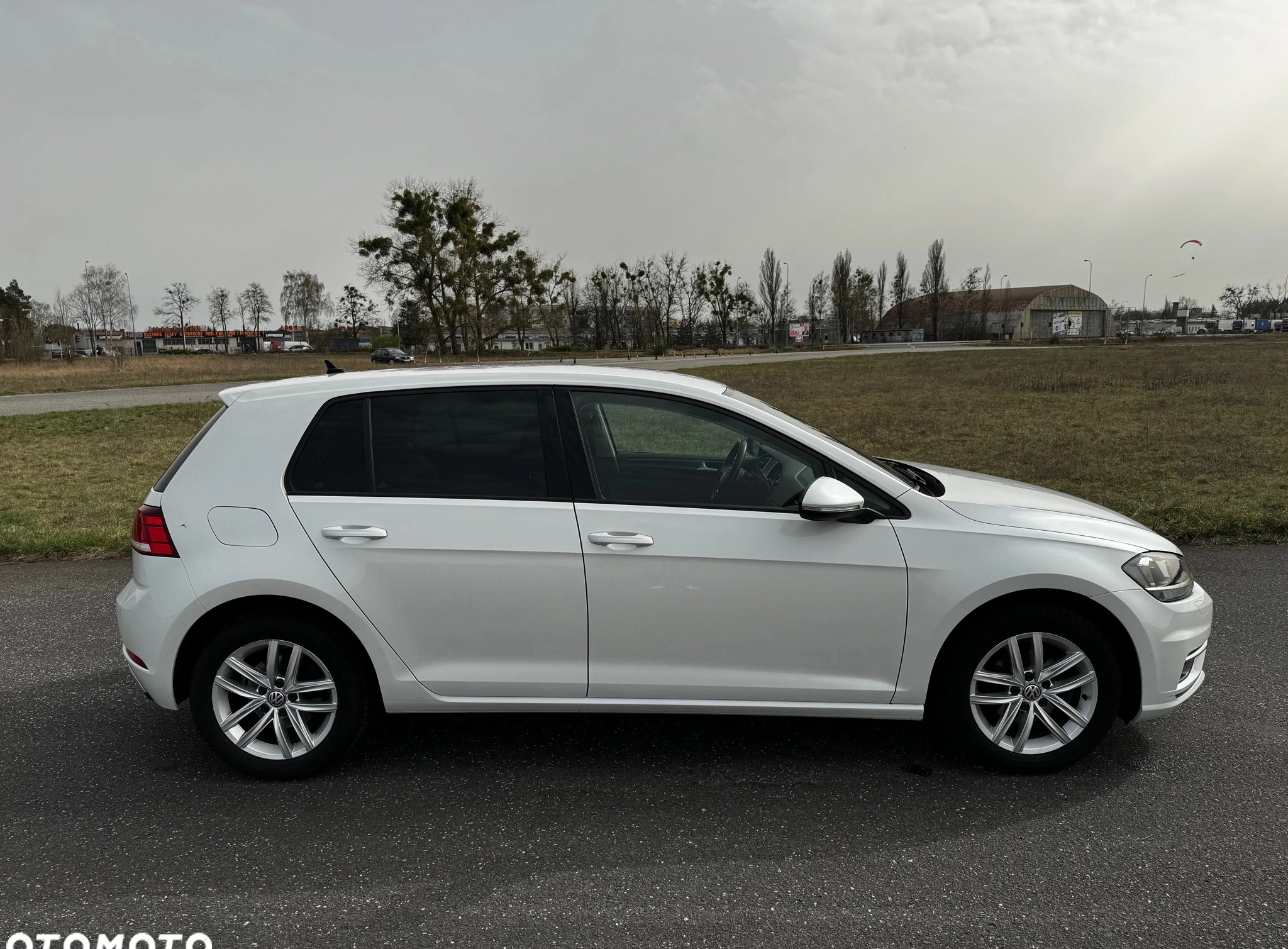 Volkswagen Golf cena 49900 przebieg: 59000, rok produkcji 2018 z Piła małe 121